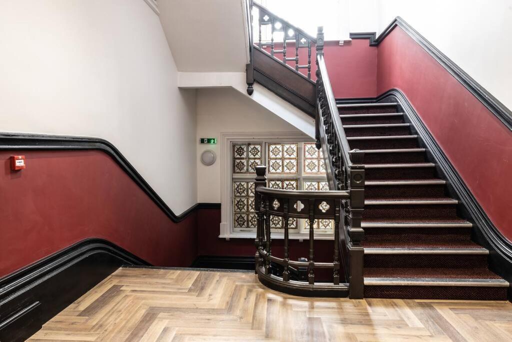 The Pocklington - The Golden Mile Suite Leicester Esterno foto
