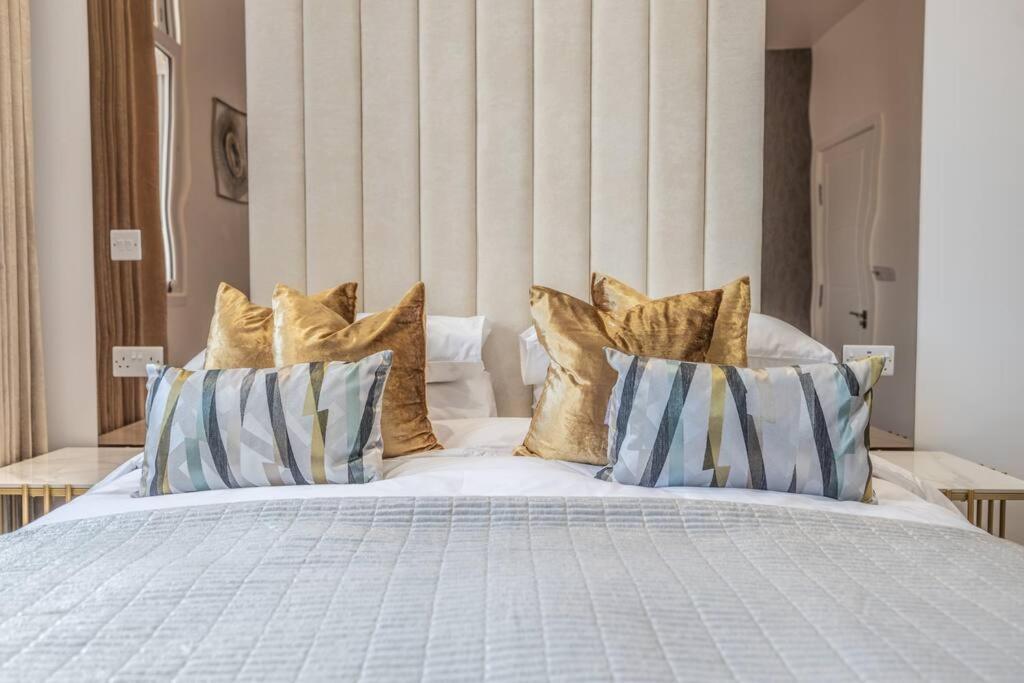 The Pocklington - The Golden Mile Suite Leicester Esterno foto